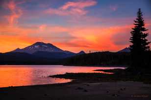 Sunset over Elk Lake-9834